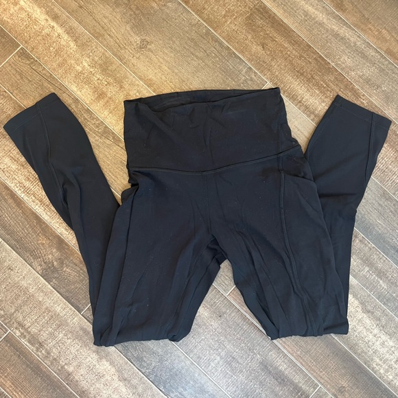 Lululemon Align High Rise Pant with Pockets 25"
Black - Picture 6 of 9